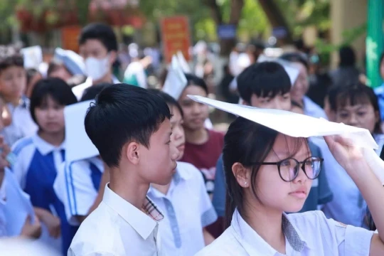 Thí sinh Ninh Bình kỳ vọng đạt điểm cao môn Tiếng Anh vào lớp 10
