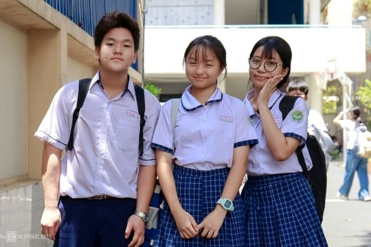 Đề Văn lớp 10 Phổ thông Năng khiếu hỏi về 'nghịch lý của sự lựa chọn'