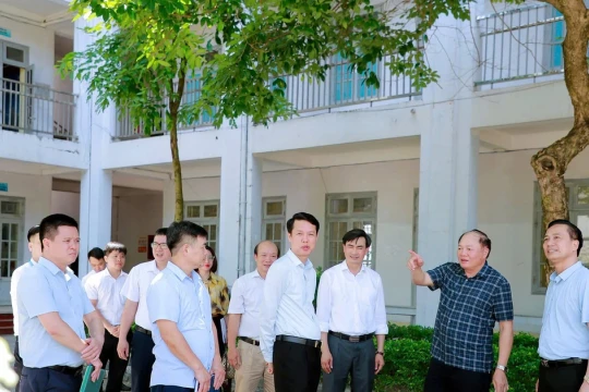 Giám đốc Sở GD&ĐT Bắc Ninh kiểm tra công tác chuẩn bị Kỳ thi tuyển sinh lớp 10