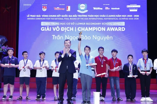 Một trường ở Hà Nội giành 20 huy chương tại Đấu trường Toán học châu Á