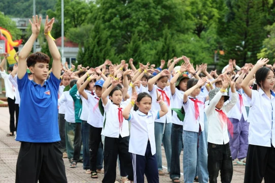 Trại hè kỹ năng cho học sinh có hoàn cảnh khó khăn tại Lai Châu
