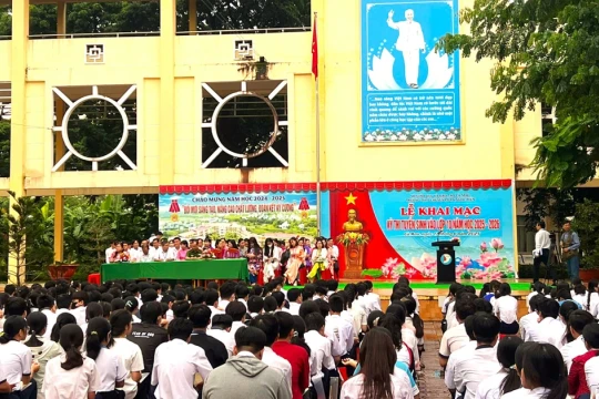 Mức thu tuyển sinh vào lớp 10 ở Cà Mau tối đa 250.000 đồng một học sinh