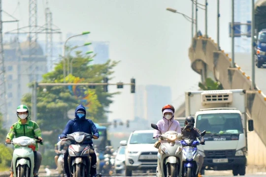 Dự báo thời tiết ngày 26/5: Nắng nóng đặc biệt gay gắt, nhiều nơi trên 40 độ C