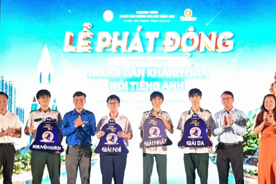 Khánh Hòa phát động phong trào người dân nói tiếng Anh