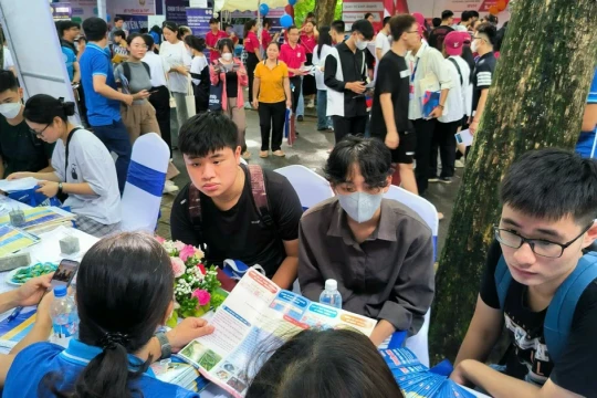 Tháo gỡ điểm nghẽn nguồn nhân lực chất lượng cao về kỹ thuật và công nghệ chiến lược