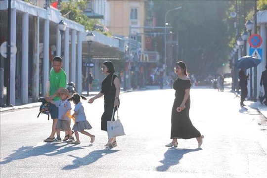 Hà Nội: Đón trẻ sớm, không tổ chức hoạt động ngoài trời khi nắng nóng