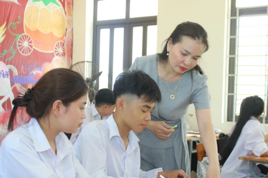 Hà Tĩnh: Chắt chiu cơ hội 'vượt vũ môn'