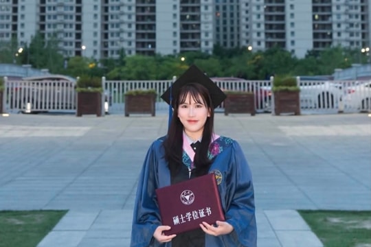 Cô gái Hà Tĩnh vào Đại học Thanh Hoa sau một lần từ bỏ