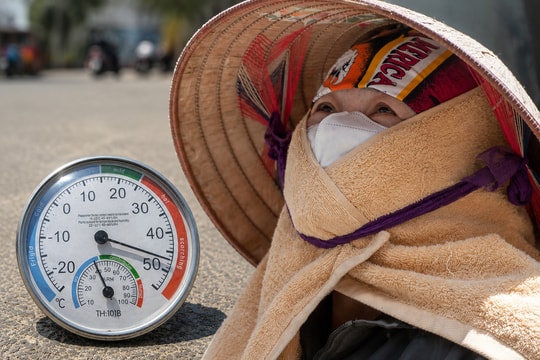 Loạt kỷ lục nhiệt độ tháng 5 bị xô đổ, Hà Nội cao nhất 41,1°C