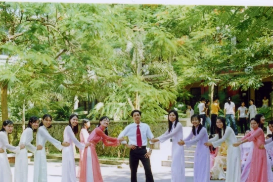 Tản mạn: Nắng tháng Năm