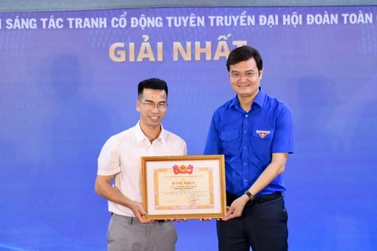 Trao giải cuộc thi sáng tác tranh cổ động tuyên truyền Đại hội Đoàn lần thứ XIII