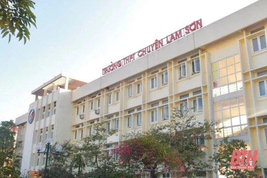 Thanh Hóa triển khai xây dựng Đề án phát triển Trường THPT chuyên Lam Sơn