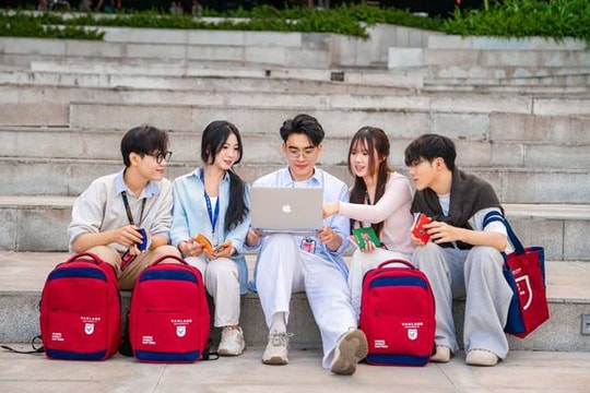 Tuyển chọn nhân lực chất lượng cao: Trường Đại học Văn Lang công bố học bổng tinh hoa 800 triệu đồng/suất