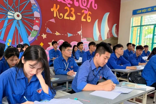 Học sinh Quảng Ninh tăng tốc ôn tập cho Kỳ thi tốt nghiệp THPT