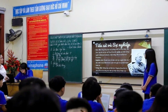 Chuyển đổi số tiếp sức sĩ tử