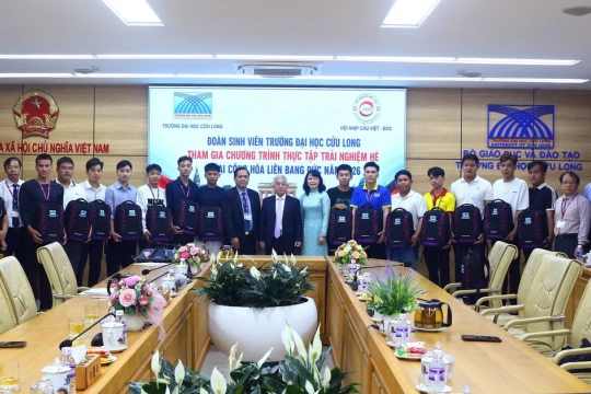 28 sinh viên Trường ĐH Cửu Long lên đường thực tập tại Đức