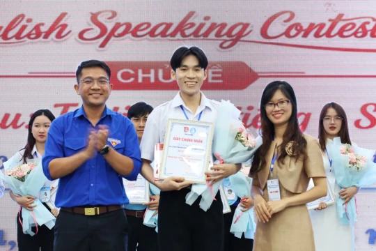 Cà Mau lần đầu tiên tổ chức cuộc thi Hùng biện tiếng Anh dành cho sinh viên