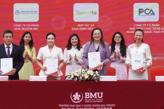 Đắk Lắk ra mắt học bổng toàn phần cho sinh viên khối ngành sức khỏe
