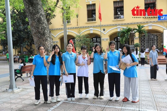 Đề chính thức môn Toán kỳ thi tuyển sinh vào lớp 10 Hà Nội
