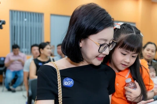 Vỡ òa cảm xúc với những lá thư tay đặc biệt trong ngày bế giảng
