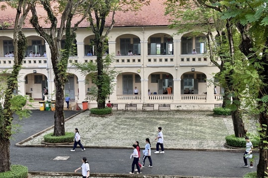 Chiều 2/6, gần 13.000 thí sinh TP Hồ Chí Minh bước vào môn thi chuyên, tích hợp