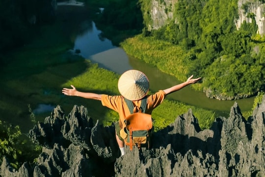 Thông tin vụ du khách kể "hiện tượng tâm linh lạ" khi du lịch ở Ninh Bình