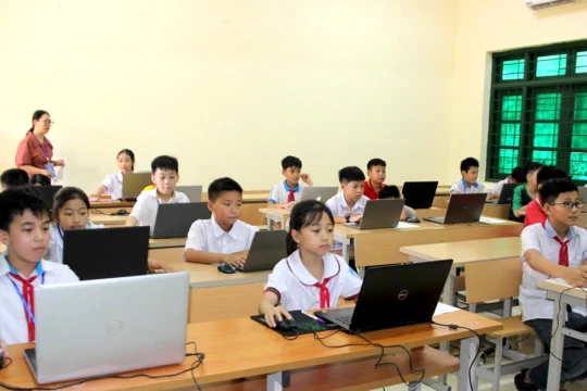 Gần 400 học sinh tranh tài tại Hội thi Tin học trẻ tỉnh Hưng Yên năm 2026