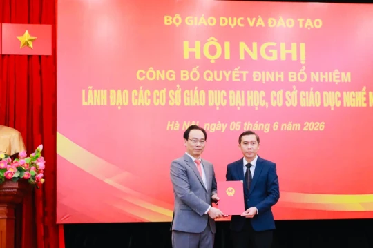 Tiến sĩ Trương Tấn Đạt giữ chức vụ Hiệu trưởng Trường Đại học Đồng Tháp