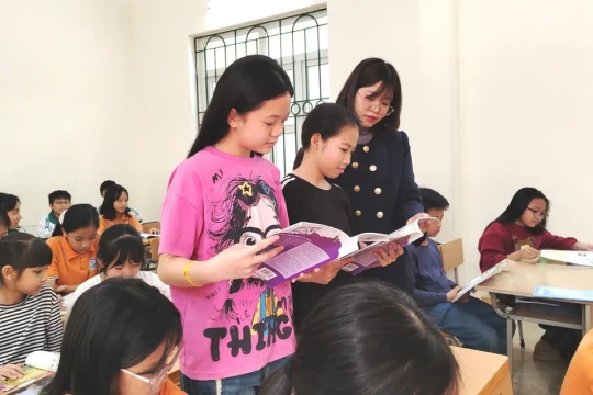 Không hạn chế sự sáng tạo khi dùng một bộ sách giáo khoa