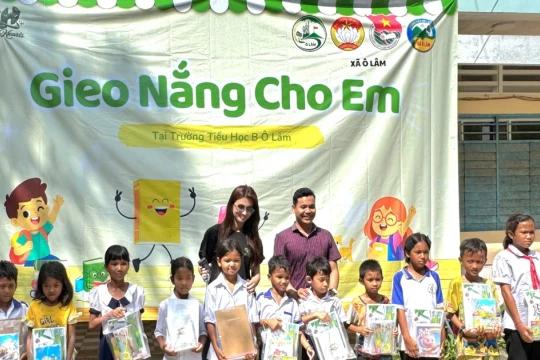 'Gieo nắng cho em' tại xã miền núi khó khăn ở An Giang