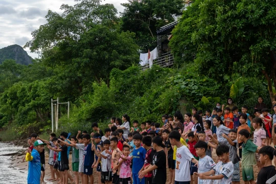 Trang bị kỹ năng bơi và an toàn dưới nước cho 1.000 trẻ em Quảng Trị