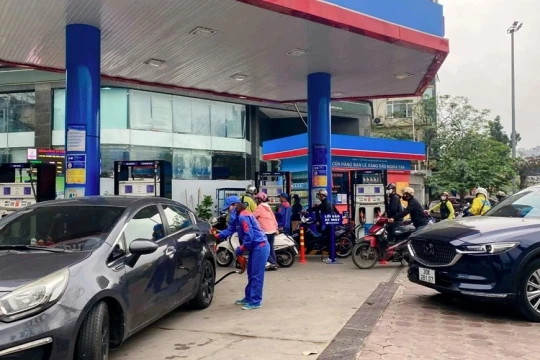 Không để gián đoạn nguồn cung xăng E10 trên thị trường