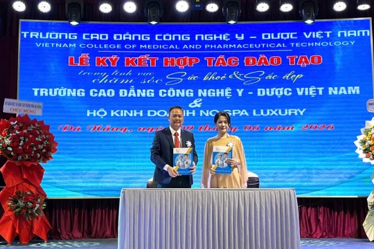 Trường CĐ Công nghệ Y – Dược Việt Nam ký kết hợp tác với hơn 100 doanh nghiệp