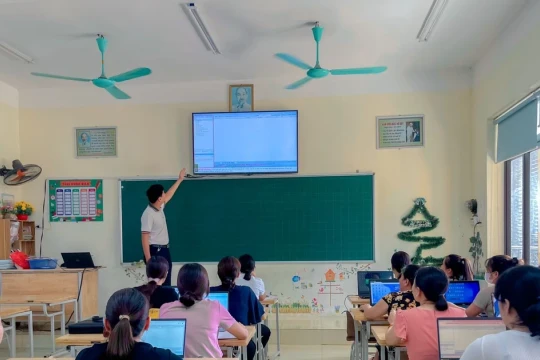 Tháo gỡ thách thức khi triển khai học bạ số