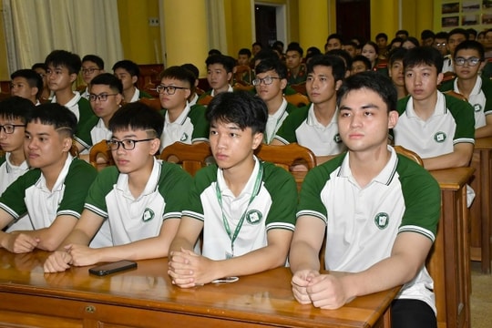 Học viện Kỹ thuật quân sự công bố học phí, bảng quy đổi IELTS hệ dân sự