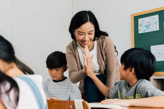 Đánh giá đúng thực trạng để nâng cao năng lực tiếng Anh cho giáo viên