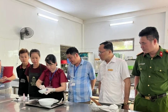 Bảo đảm từng bữa ăn cho sĩ tử trong Kỳ thi tốt nghiệp THPT 2026