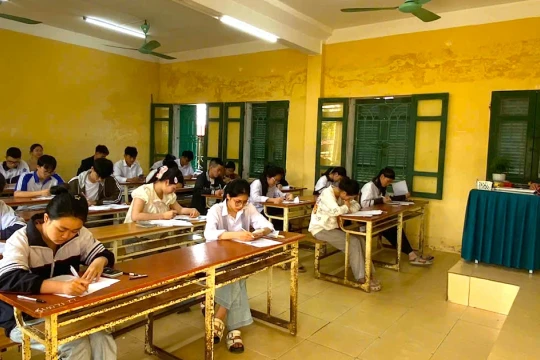 Thầy cô giáo ở Hưng Yên nhắn nhủ học sinh trước giờ ‘G’