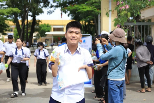 Thông điệp truyền cảm hứng từ sĩ tử khuyết tật tại Tây Ninh