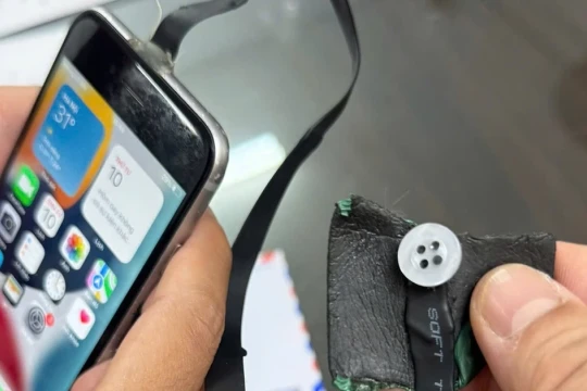 Hà Nội: Thí sinh dùng camera 'cúc áo' để gian lận thi sát hạch lái xe