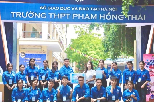 Thanh niên thủ đô nâng cao trách nhiệm cộng đồng qua 'Tiếp sức mùa thi'