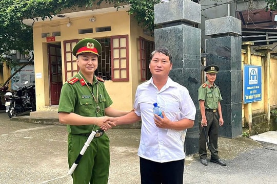 Bí thư chi bộ thi tốt nghiệp THPT ở tuổi 36