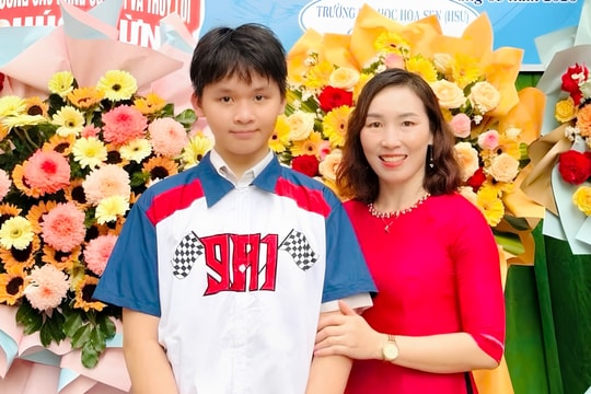 'Anh trước, em sau' thi nhau giành thủ khoa chuyên Toán lớp 10