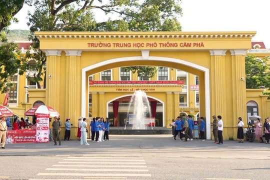 Bài thi 'giám thị nhắc đáp án' được chấm bình thường