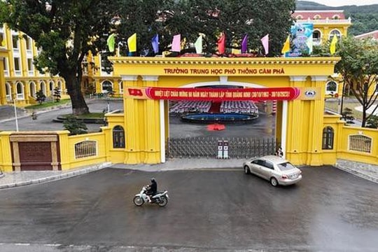 Vụ giám thị gợi ý thí sinh cho con của đồng nghiệp xem bài thi ở Quảng Ninh: Số phận 2 bài thi ra sao?