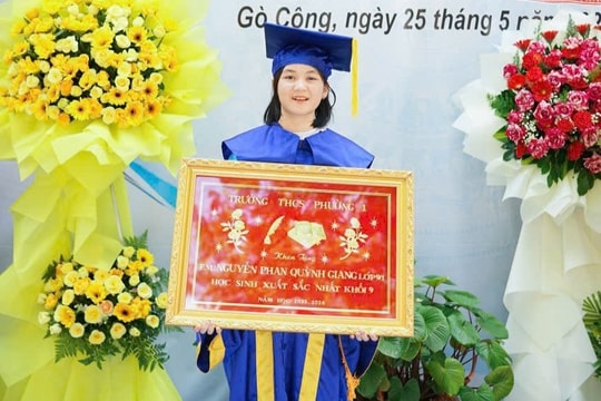 Chi tiết đặc biệt trong bài Văn điểm 10 của nữ sinh thủ khoa 30/30 điểm thi lớp 10
