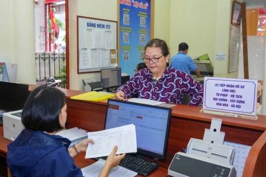 Biên chế công chức sắp được tính lại theo nhiều tiêu chí mới