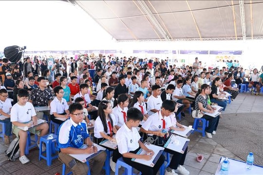 Khi tiếng Anh xuống phố