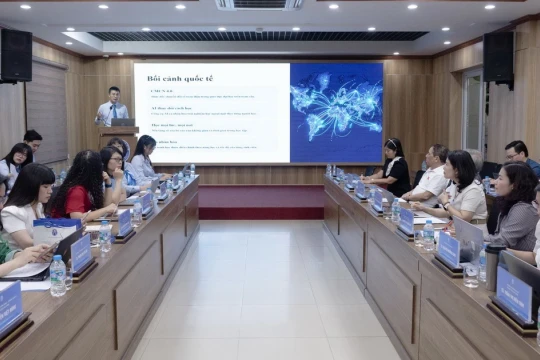 Ứng dụng công nghệ số nâng cao chất lượng đào tạo tiếng Anh