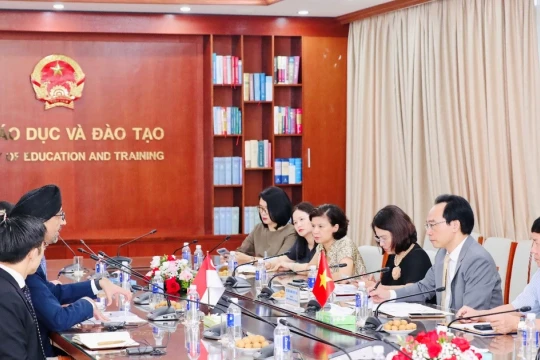Tăng cường hợp tác giáo dục và đào tạo Việt Nam - Singapore